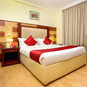 Oyo 10719 Mermaid Hotel Kochi